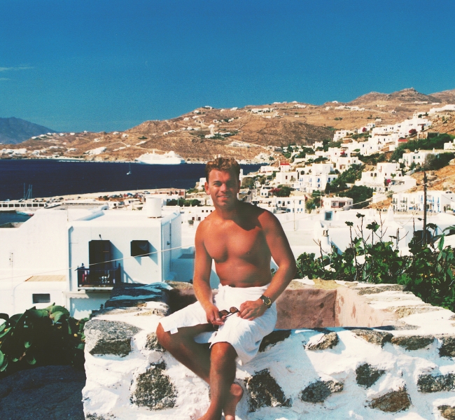 Pete Mykonos copy